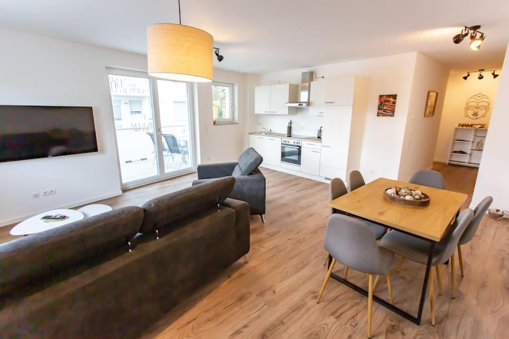 Grosse Cozy 4-Zi-Whg Mit Balkon Naehe Europa Park Und Rulantica Lägenhet Lahr  Exteriör bild